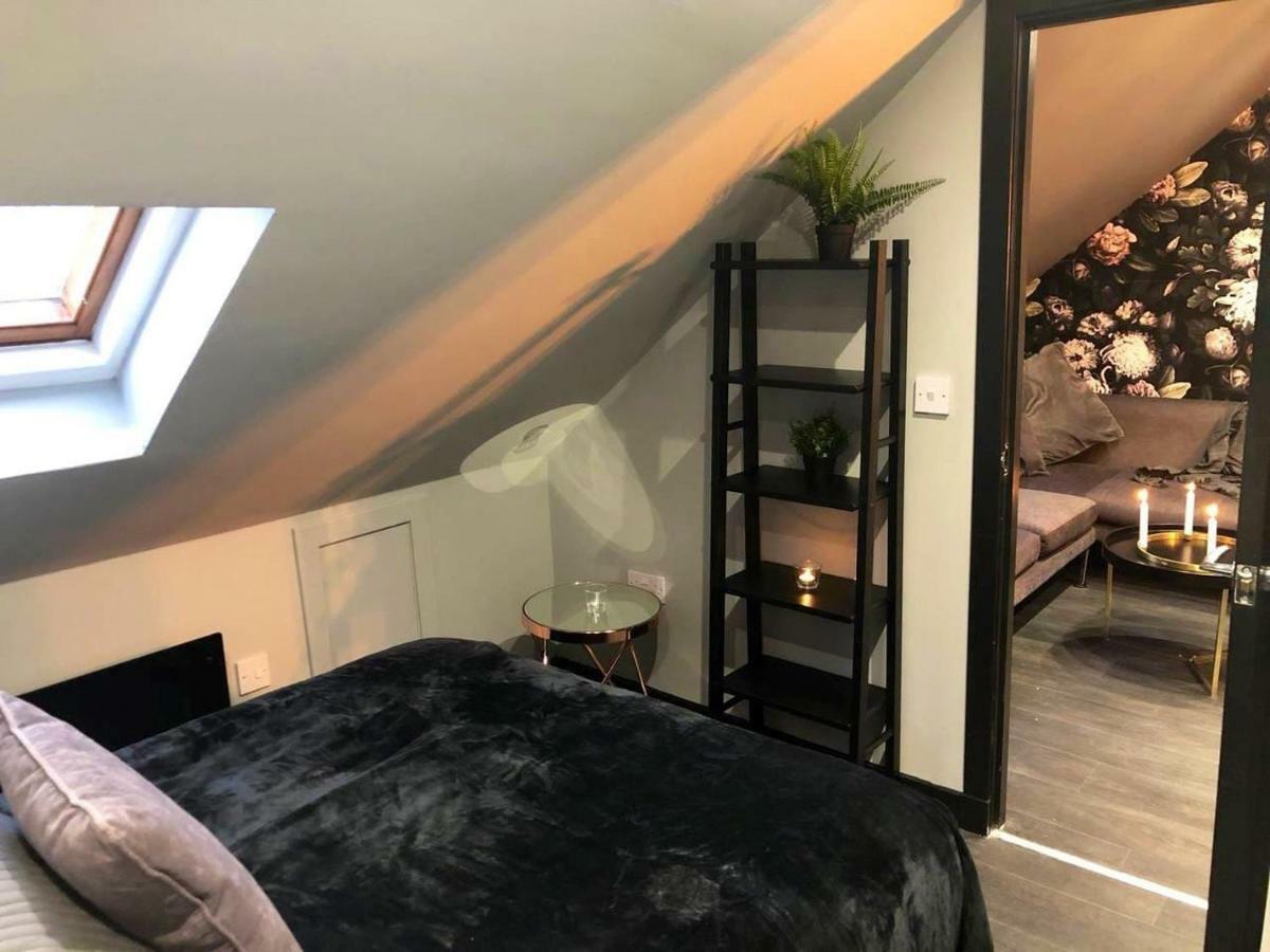 Boutique Loft Apartment Дънкелд Екстериор снимка