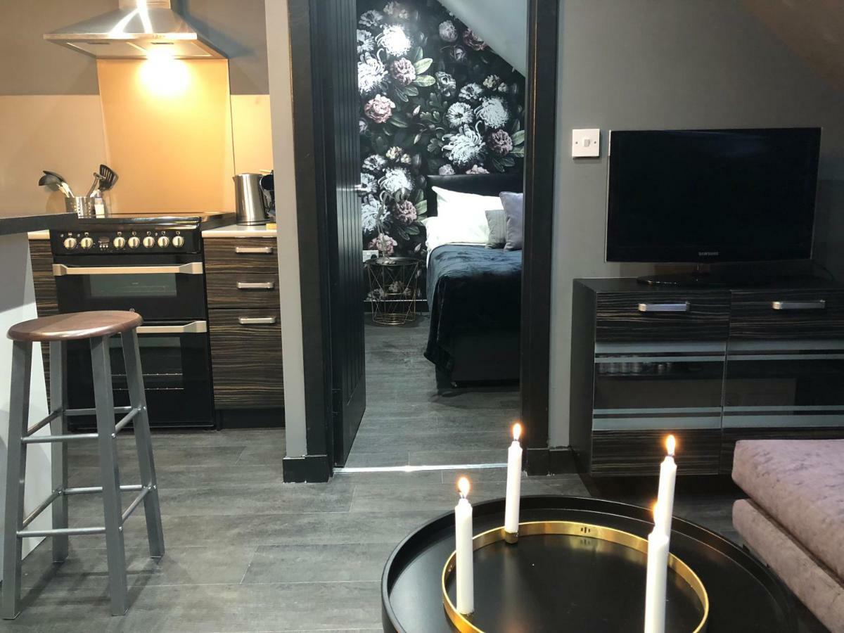 Boutique Loft Apartment Дънкелд Екстериор снимка